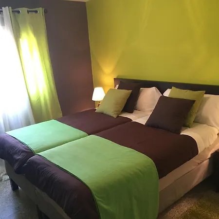 Puerto アパート *